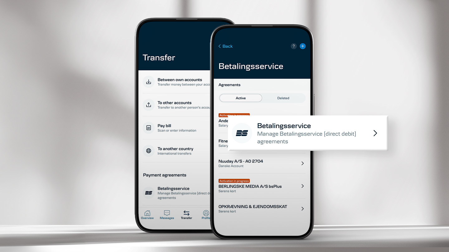 Two mobil phones showing tranfer and Betalingsservice