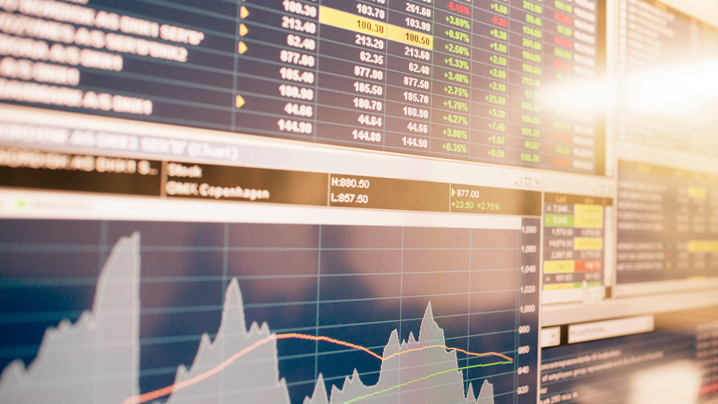 Skærm med kursudvikling på det danske C25 aktieindeks