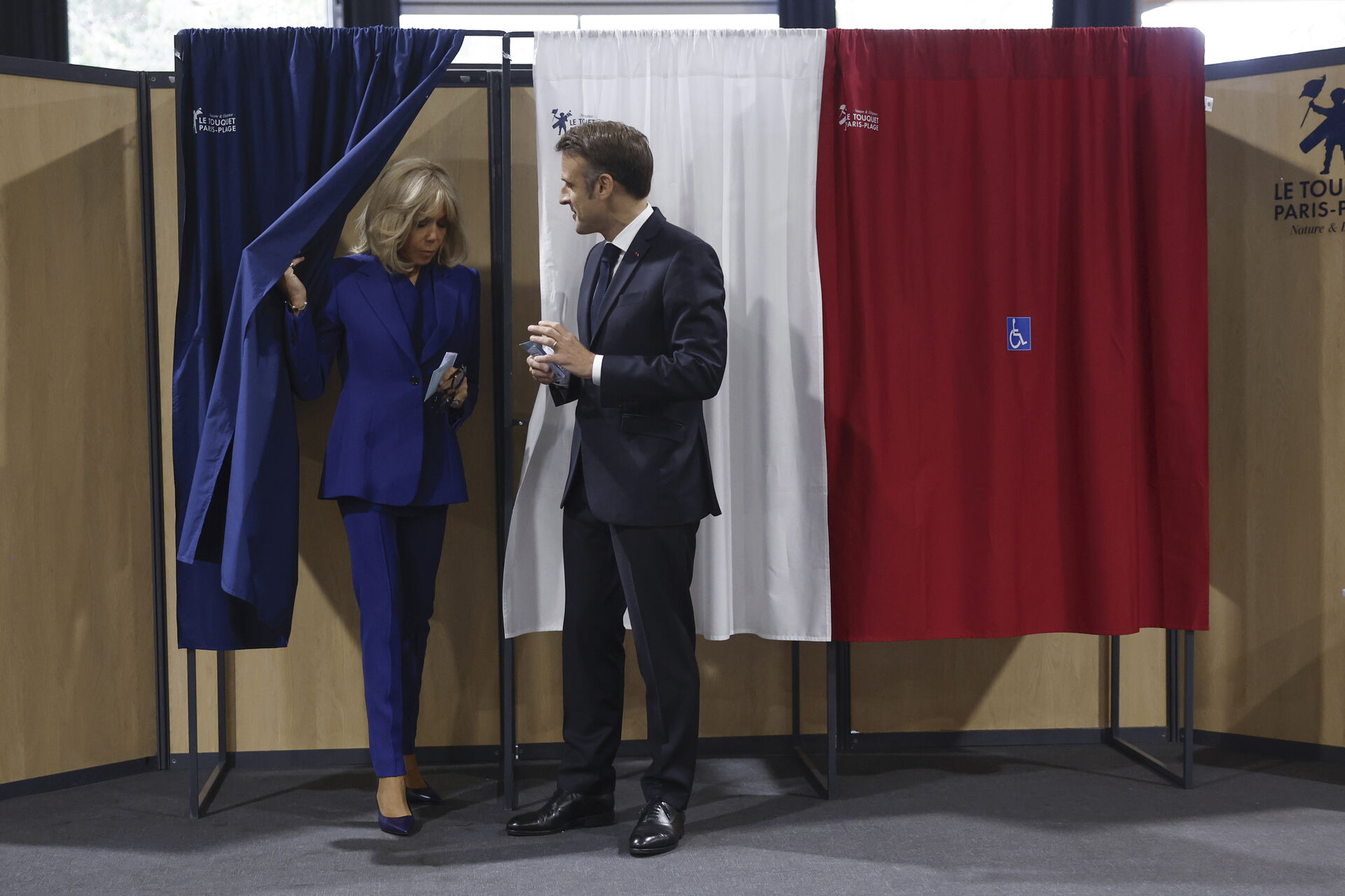 Den franske præsident Emmanuel Macron og hans ægtefælle Brigitte Macron